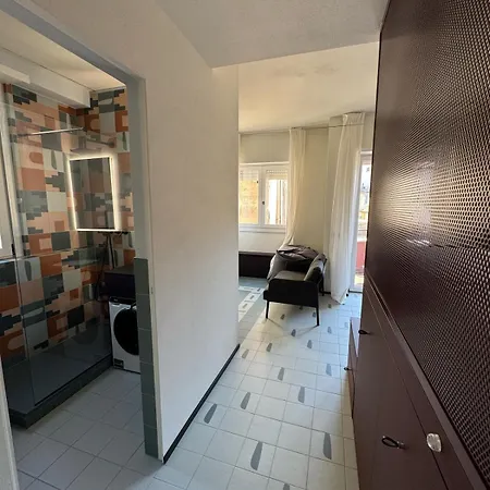 דירה Moderno Monolocale Con Balcone E Parcheggio 204 *